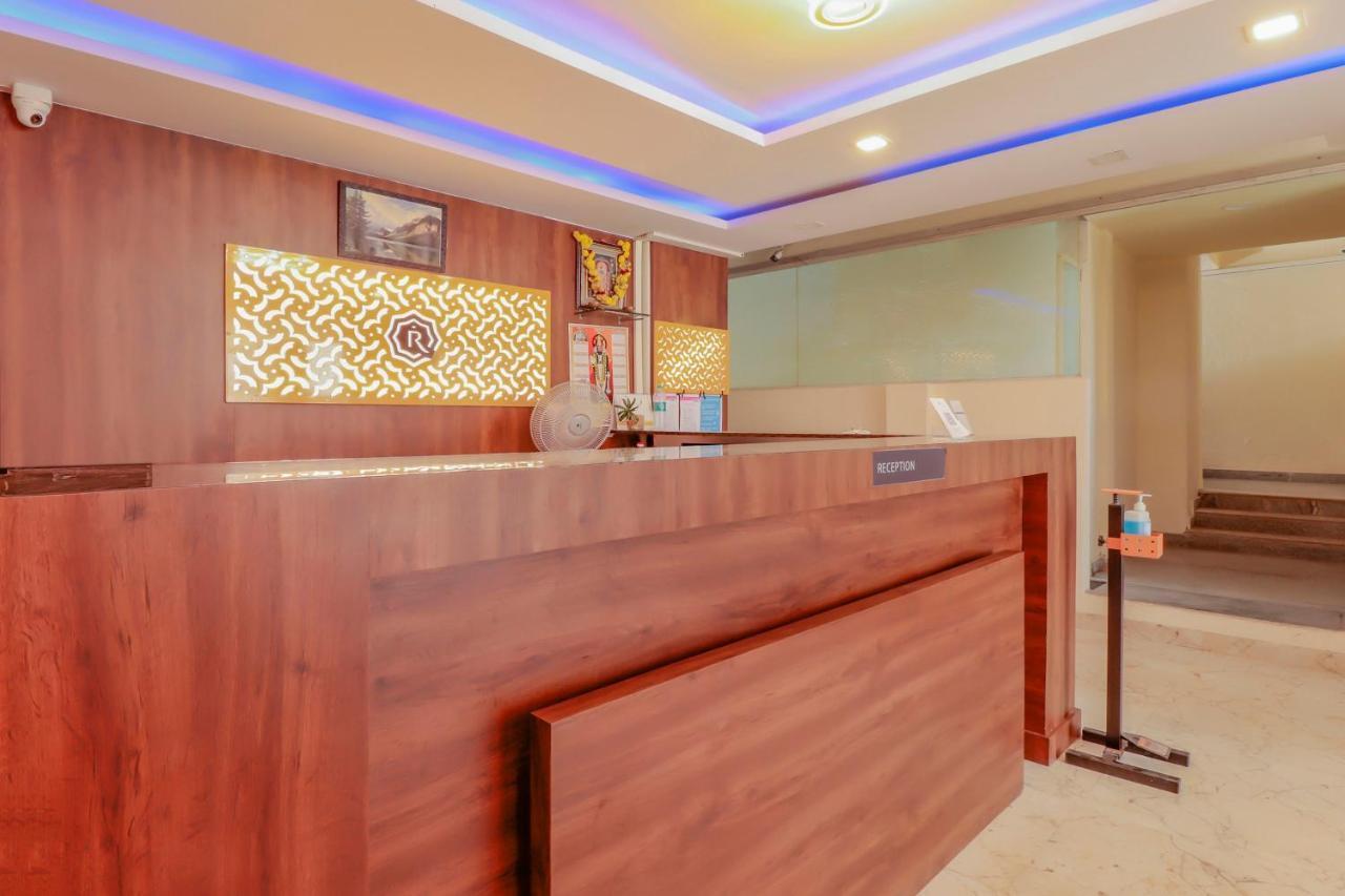 Oyo Flagship 80044 Royal Wood Deluxe Bangalore Exterior foto